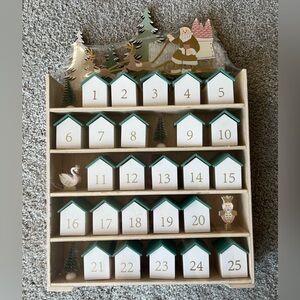 NEW Christmas Table Decor